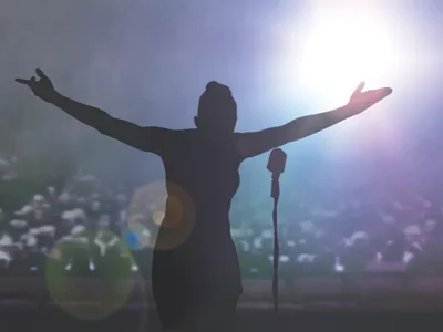 What are local comedy venues doing to be more inclusive to women?