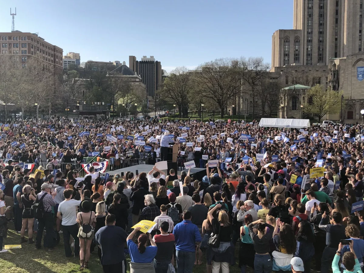 Bernie Sanders talks unions, income inequality, and health care at campaign rally in Oakland