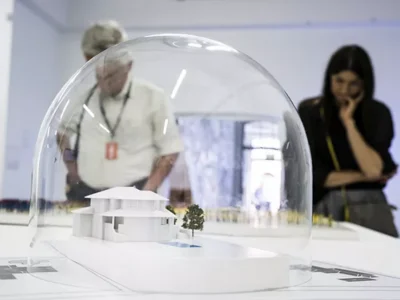 Carnegie Library exhibit offers a Data Detox Kit, an eight-day, step-by-step guide to eliminating traces of your data online