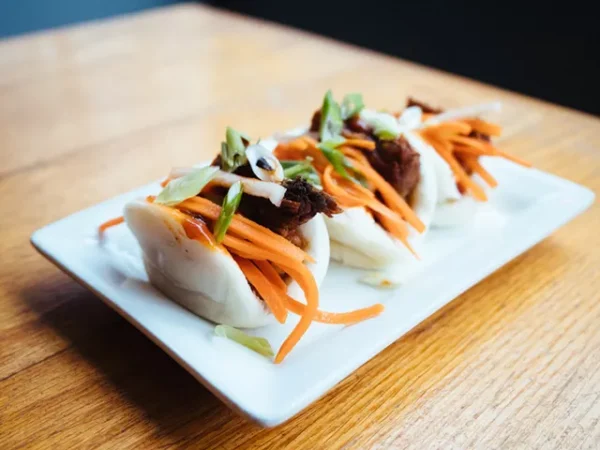 Streets on Carson offers taste from across the globe in the form of ‘little guys’ and ‘sammies’