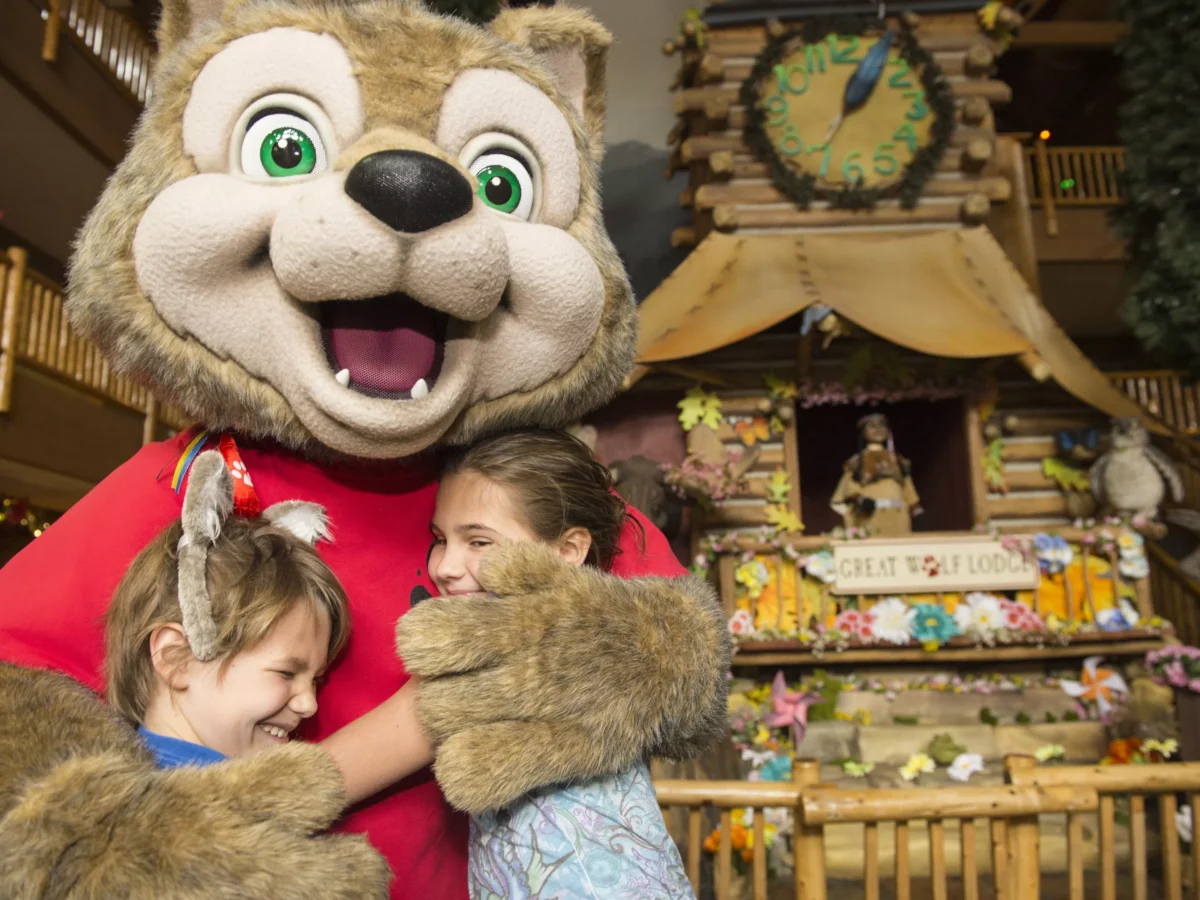 Waterparks, animatronic musicals, serviceable restaurants, perfection