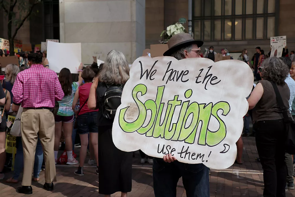 pittsburgh-globalclimatestrike-17.webp