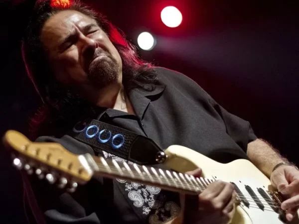 Coco Montoya plays Thunderbird Cafe & Music Hall on Oct. 25