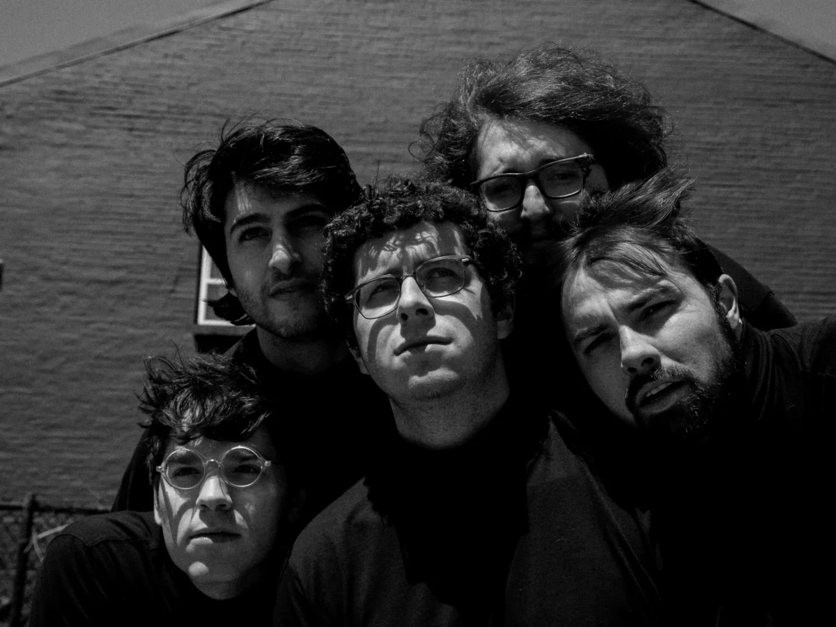 The Zells go shoegaze-y and lo-fi with its new EP, No More Heroes