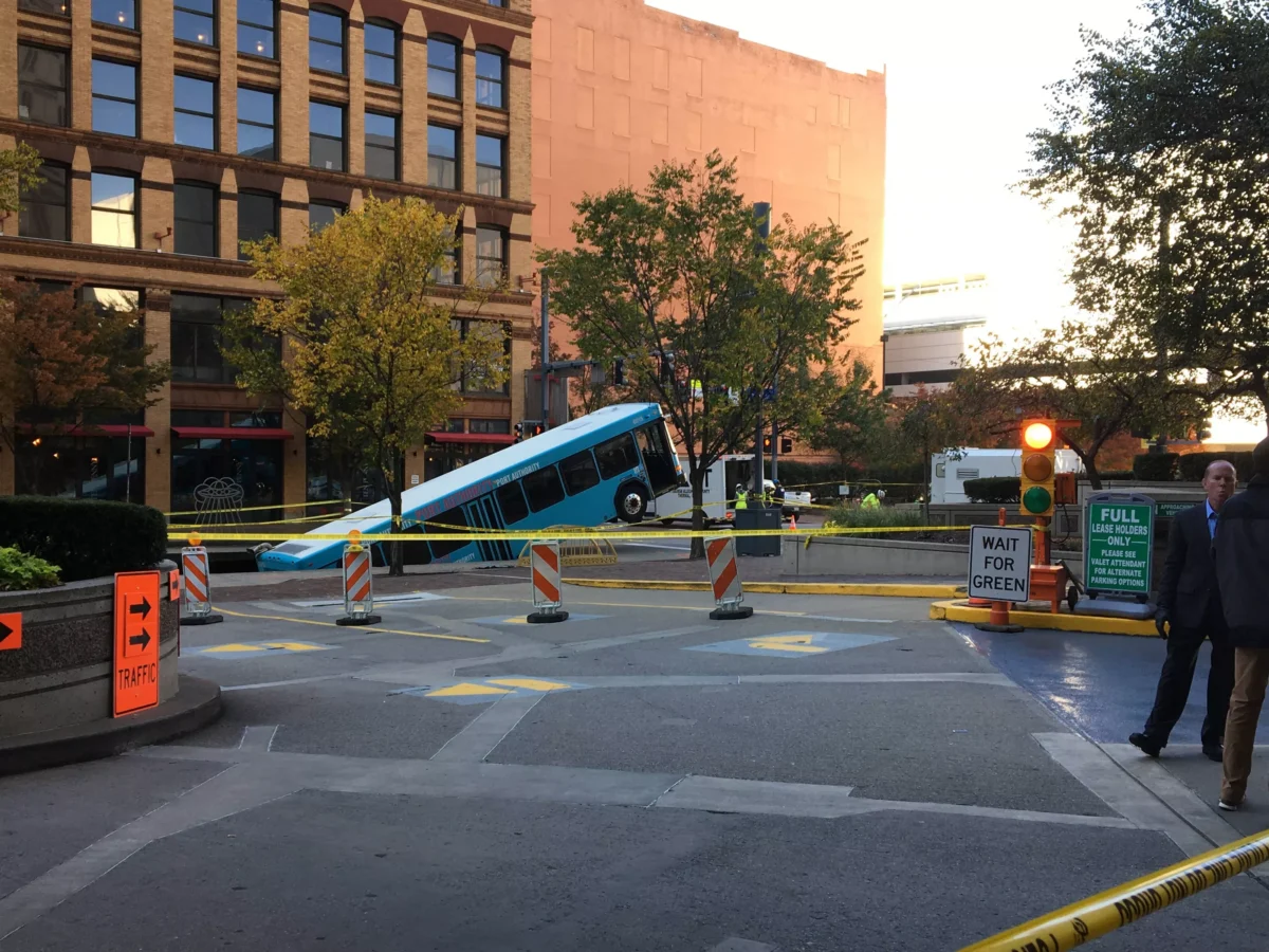 What’s the deal with the Pittsburgh sinkhole?