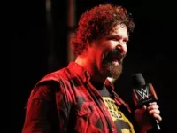 Human pin cushion Mick Foley brings #NiceDayTour to Pittsburgh Improv for a night of storytelling