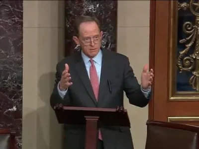 Sen. Pat Toomey criticized for blocking paid family leave for 100K federal employees