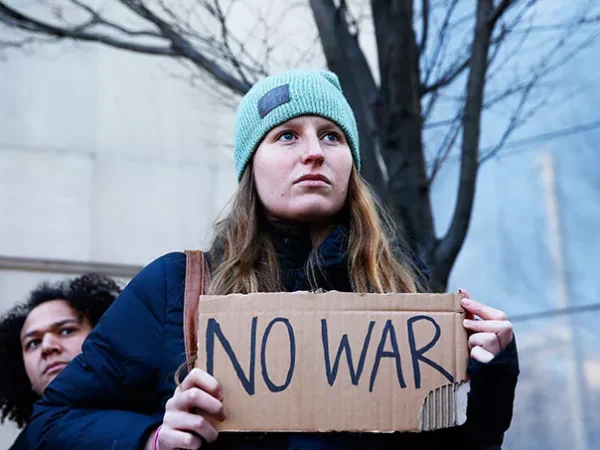 Hundreds take to Pittsburgh streets to protest Trump’s efforts to escalate war in the Middle East