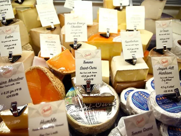 Chantal’s Cheese Shop brings Pittsburgh all the golden moldies