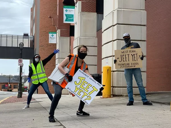 Frontline Foods lifts up Pittsburgh restaurants and keeps healthcare workers well fed