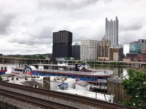 The Gateway Clipper Fleet provides daily concerts