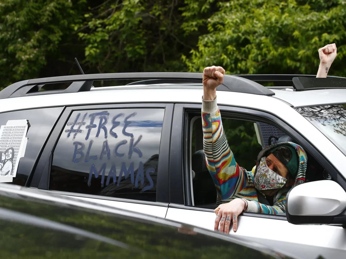 Photos: #FreeBlackMamas Protest at Allegheny County Jail