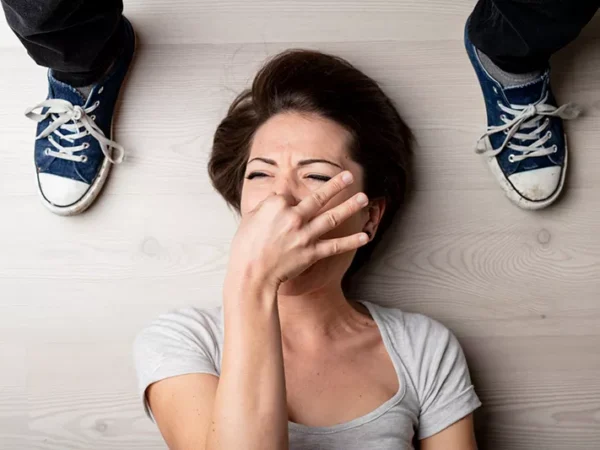 Pittsburgh Mayor Bill Peduto offered a feet pic in exchange for voting in November at 12:16 a.m.