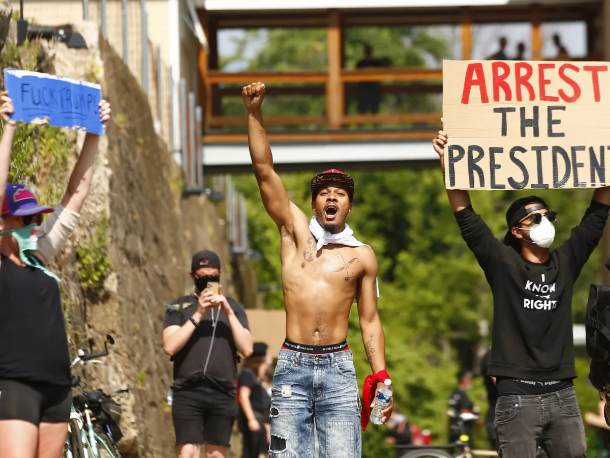 PHOTOS: Anti-Trump protesters demonstrate against MAGA boat parade