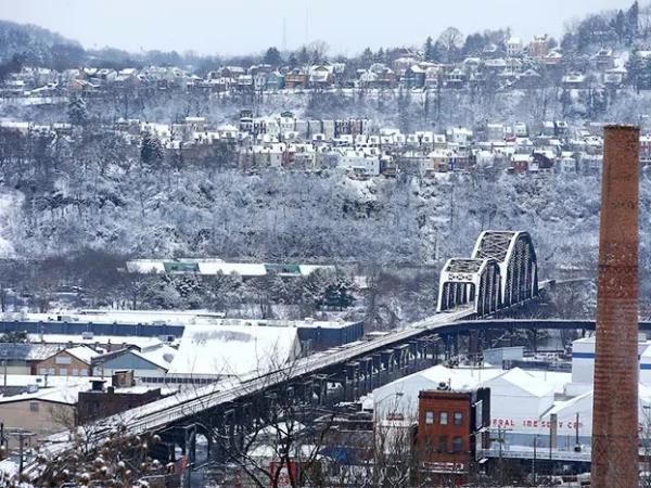 Pittsburgh Downtown Partnership calls for snowy scenes and other seasonal images for Winter Snapshot public installation
