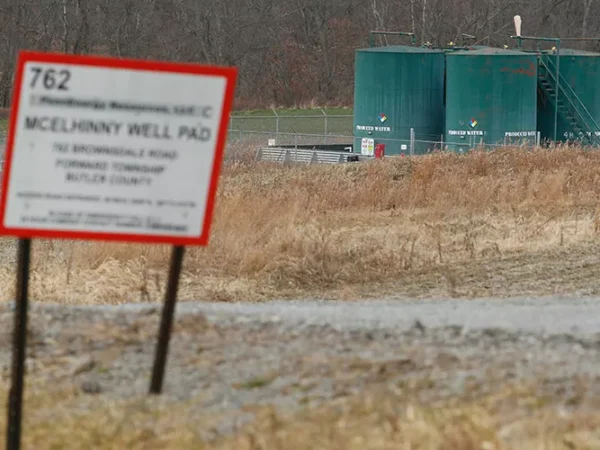 Frack check: Debunking natural gas pipeline claims made in a recent Energy Transfer commercial