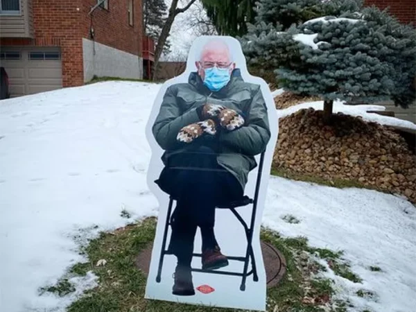 Commonwealth Press donated 100% of proceeds of Bernie chair yard signs in homage to Sanders’ own philanthropy