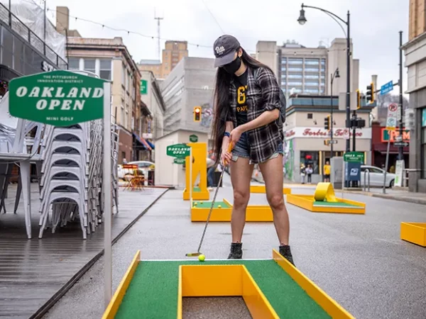 Oakland’s new mini golf course is tee-rrific