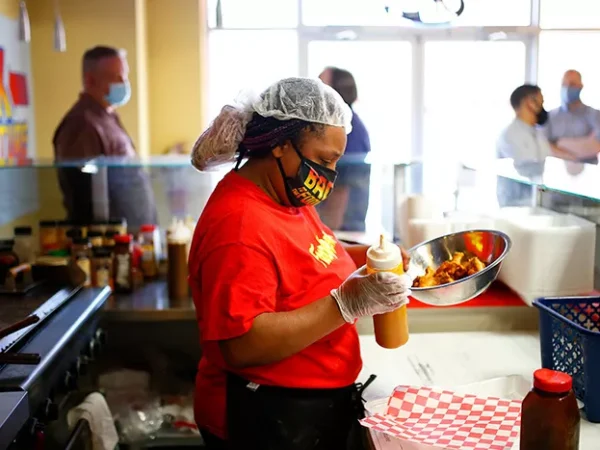 A Newcomers Guide to Pittsburgh Food and Drink