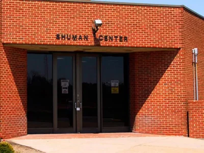 County seeking developer to run private children’s detention center on former Shuman site