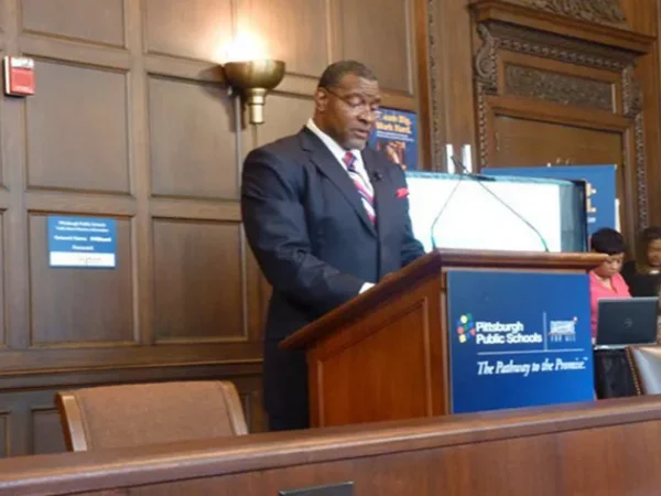 Pittsburgh Controller calls for PPS leadership change after superintendent’s ethics violations