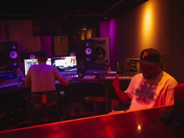 Song Spotlight: “HEATWAVE” by Jordan Montgomery