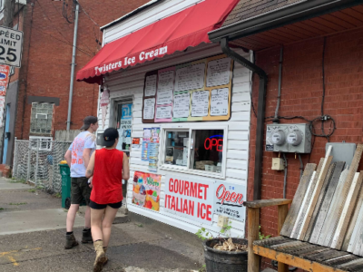 Owners of Twisters in Bloomfield selling business, hope to keep it an ice cream shop
