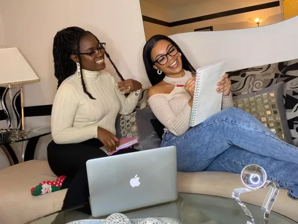 4 Ways to Help Your Business Stand Out Online