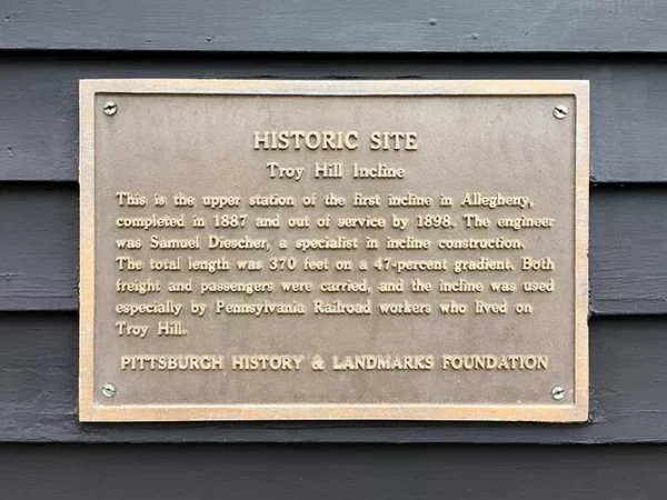 Pittsburgh artists make history, literally, with plaque unveiling and new Troy Hill gallery space