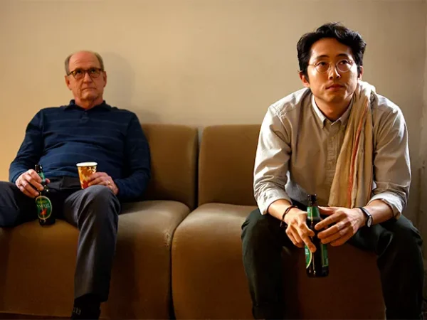 The Humans is the best existential, dread-filled Thanksgiving dinner ever