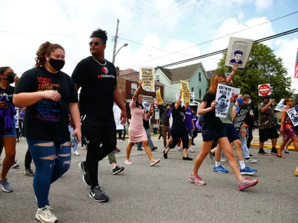 Steelers player honored by Museum of the Courageous for standing up to antisemitism