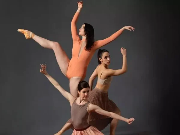 Experience “ballet beyond the rules” when Texture presents Reimagine