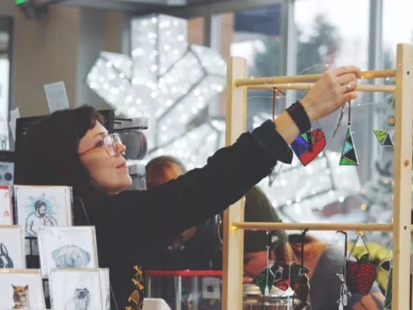 Pittsburgh makers join mass boycott of Etsy after fee increase