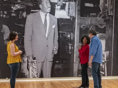 Gordon Parks in Pittsburgh provides much-needed look at Black workers behind WW2-era industries