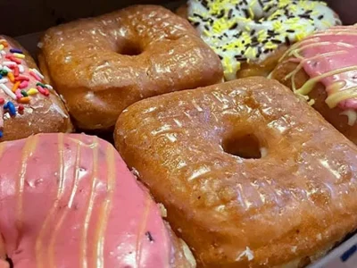Vegan eats, strawberry treats, and more Pittsburgh food news