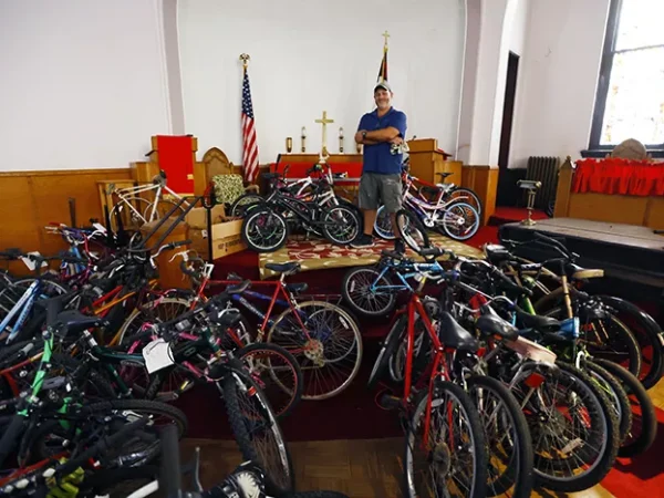 Volunteer bike shop brings free, low-cost rides to Turtle Creek