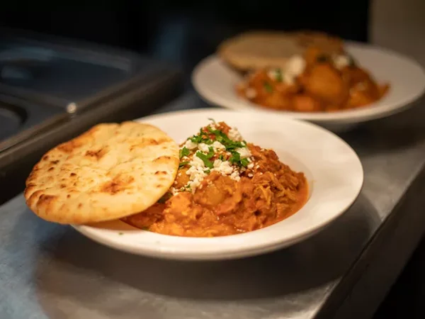 A fine Scottish pub serving mostly American food