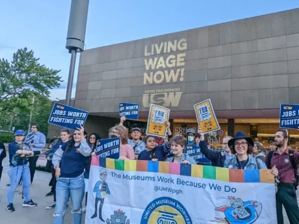 Museum workers stage living wage demonstrations beside Carnegie International opening gala