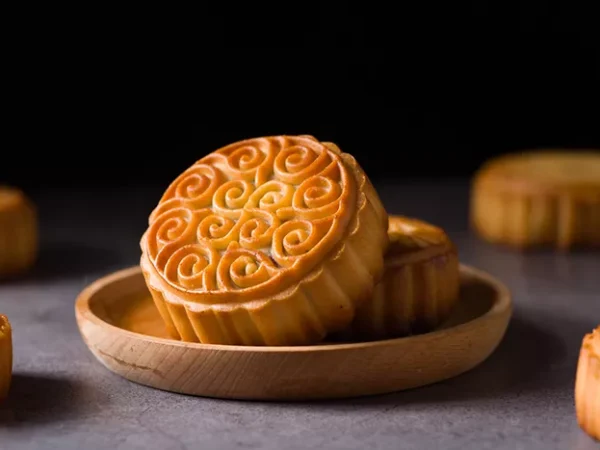 5 Places to buy mooncakes for Mid-Autumn Festival