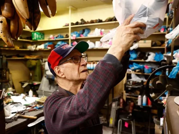 A “Pittsburgh institution” prepares to shutter after 48 years