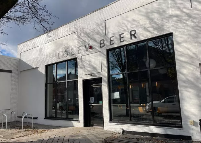 Wide shot of the storefront for Lolev Beer