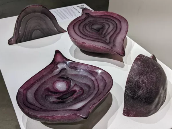 Pittsburgh Glass Center show has glittery poultry, lustrous lichen, and other stunning works