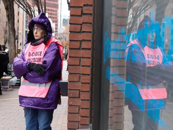 Meet an abortion clinic escort with 30 years on the lines