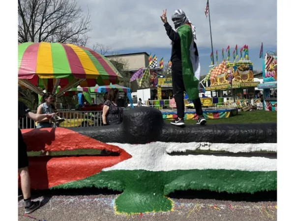 CMU students seek university support following defacement of “Free Palestine” campus fence painting