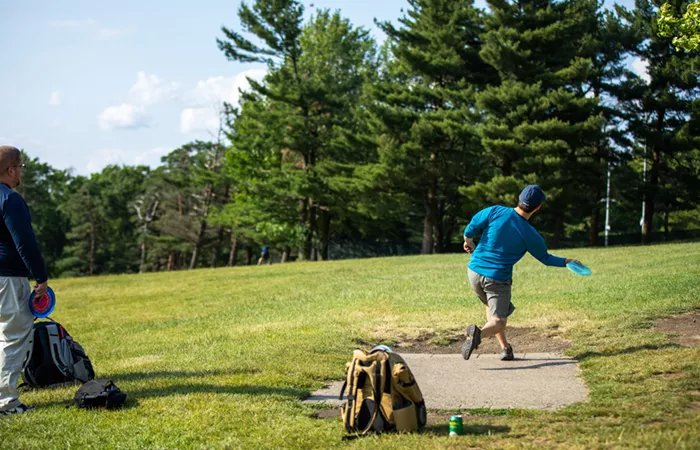 230614-discgolf-schenleypark-rshiring021.webp