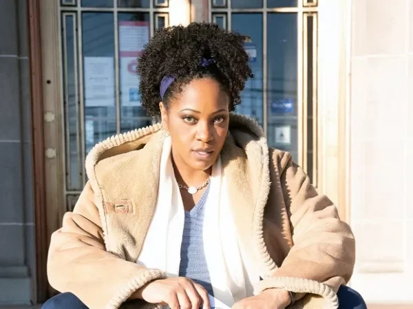 J.R. Mason sets a “sexy crime thriller” in Pittsburgh with Stolen Pieces