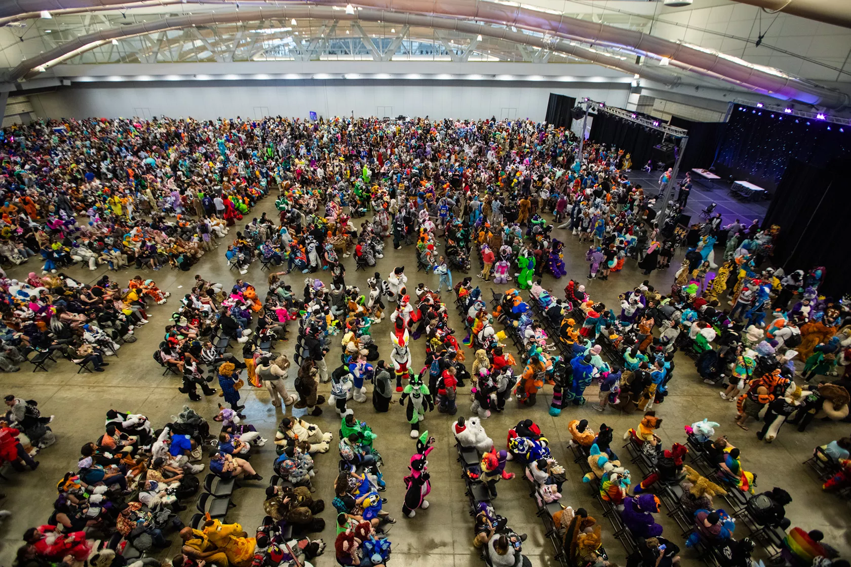 230701-anthrocon-2023-rshiring-098.webp