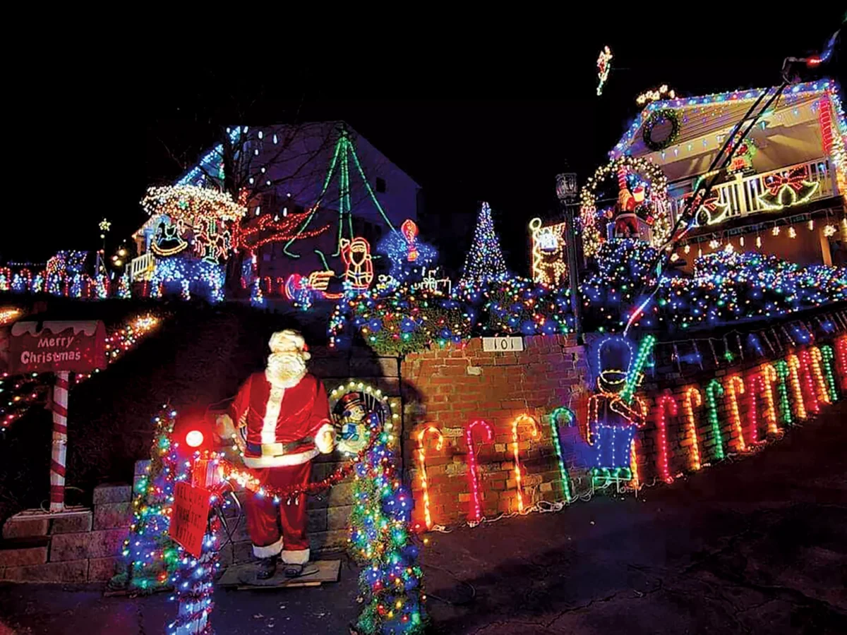 Looking for Candy Cane Lanes in Pittsburgh? These homemade holiday light displays are worth the drive