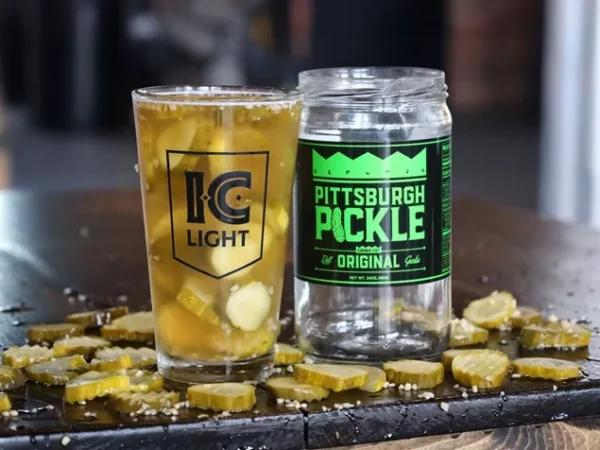 A pack of pickle specials, a Christmas feast in July, and more Pittsburgh food news