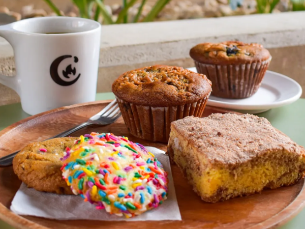 Buffalo chicken tacos, Oktoberfest events, Negronis galore, and more Pittsburgh food news